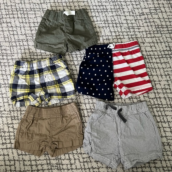 Boys’ Shorts Bundle - Picture 1 of 11